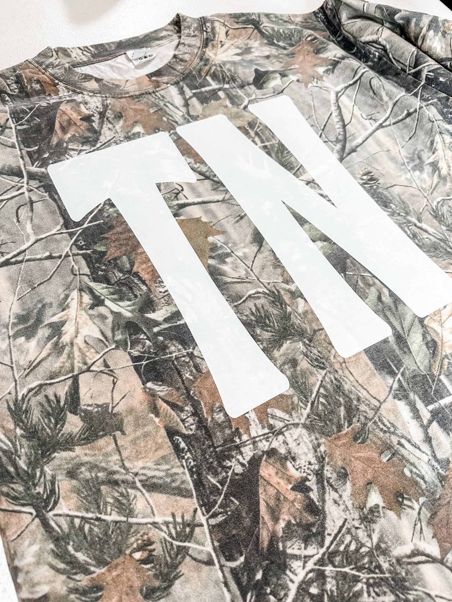 CAMO TN TEE