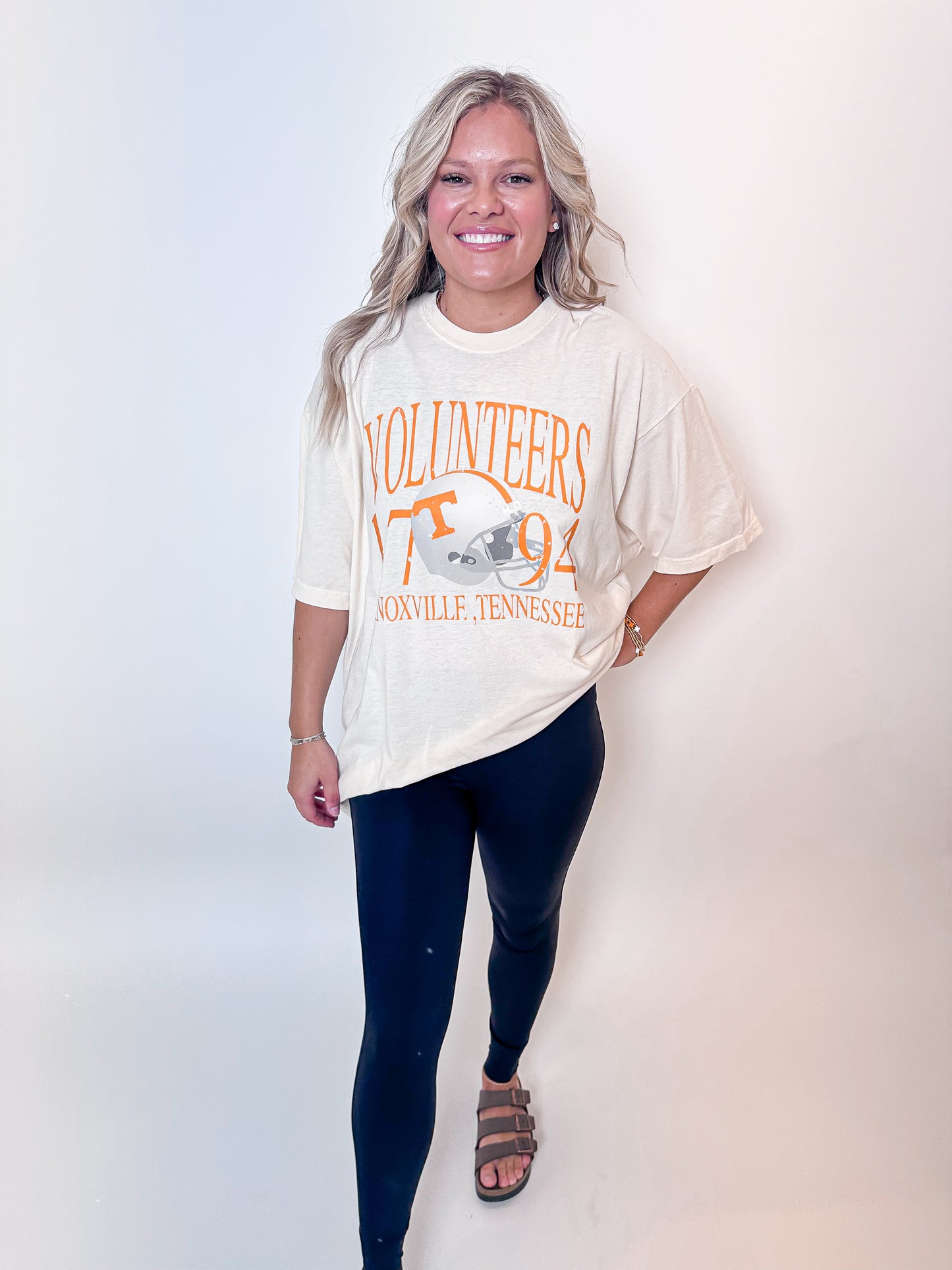 Volunteers Vintage Ivory Tee