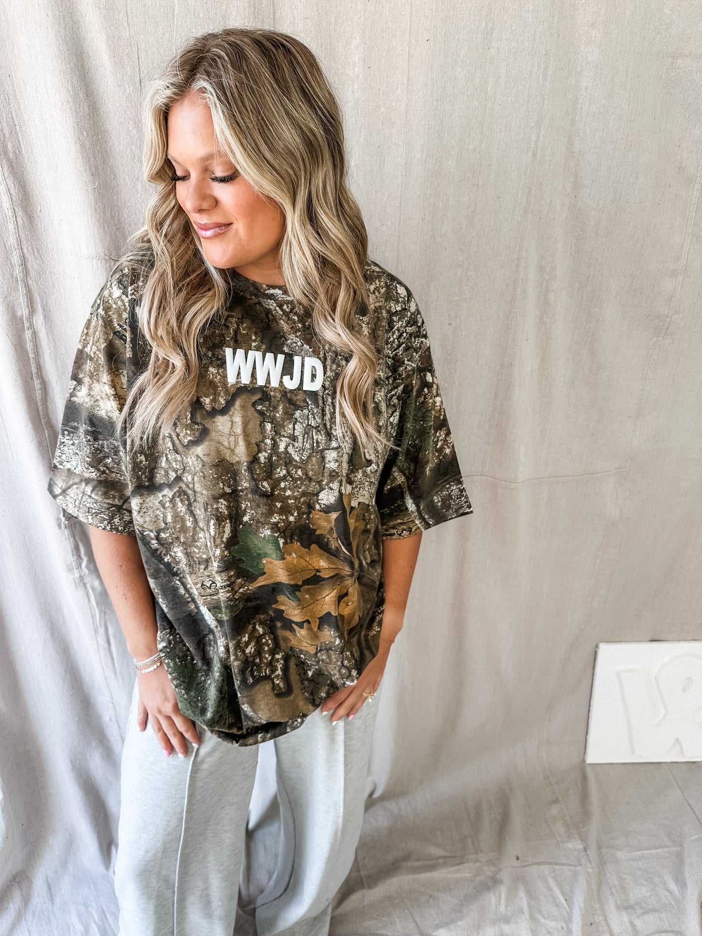 WWJD CAMO tee Puff print