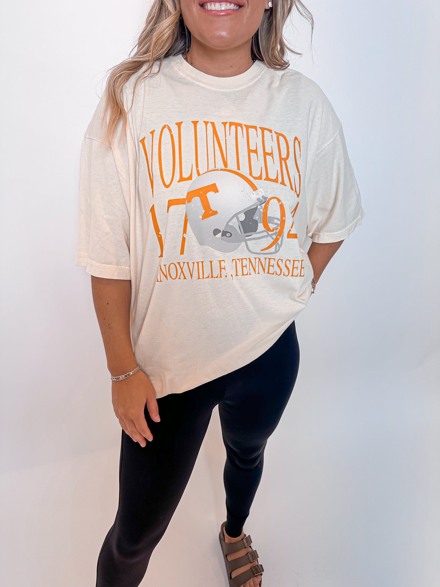 Volunteers Vintage Ivory Tee