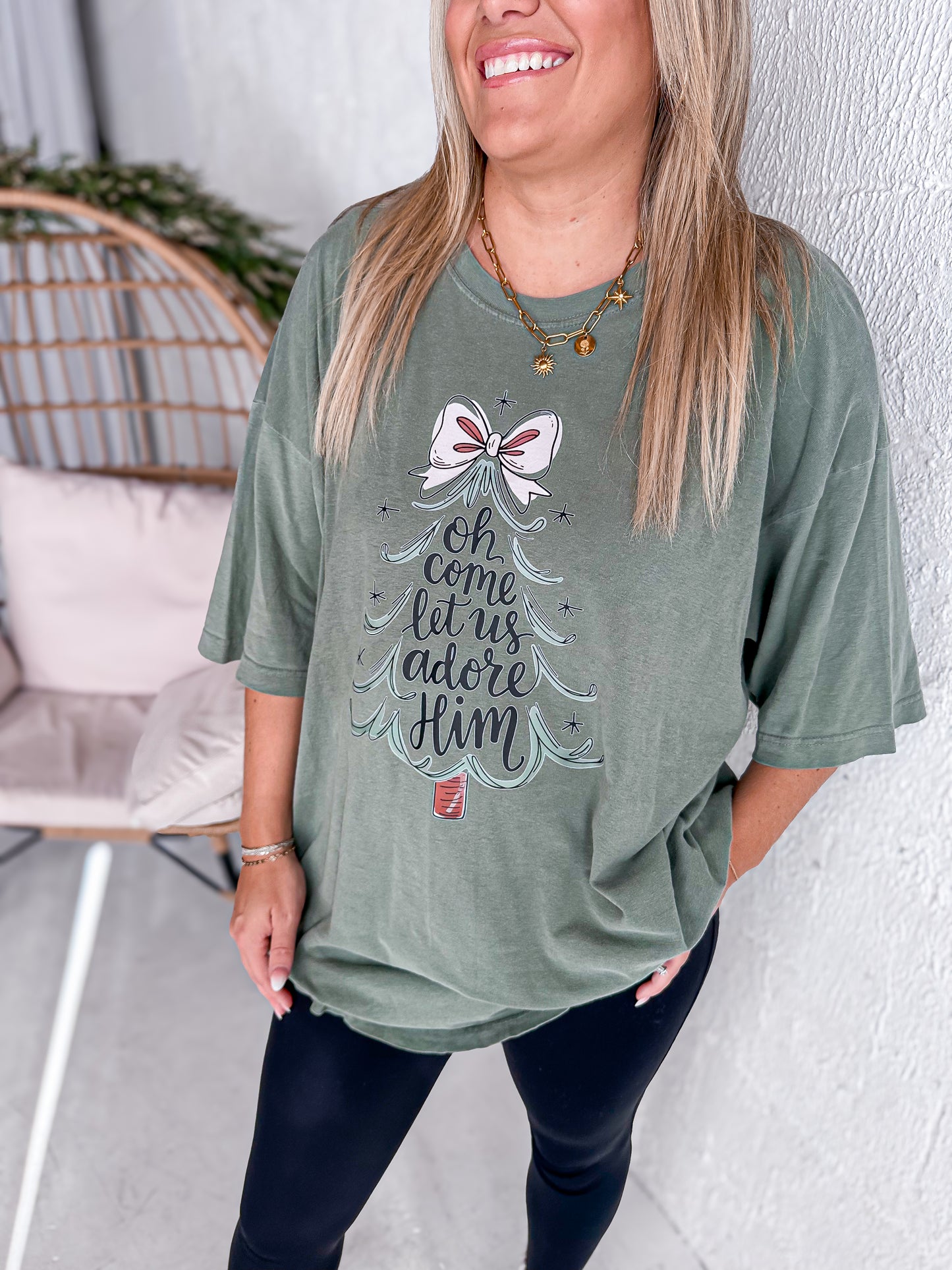 WHOLESALE Oh Come Let Us Adore Him Tee