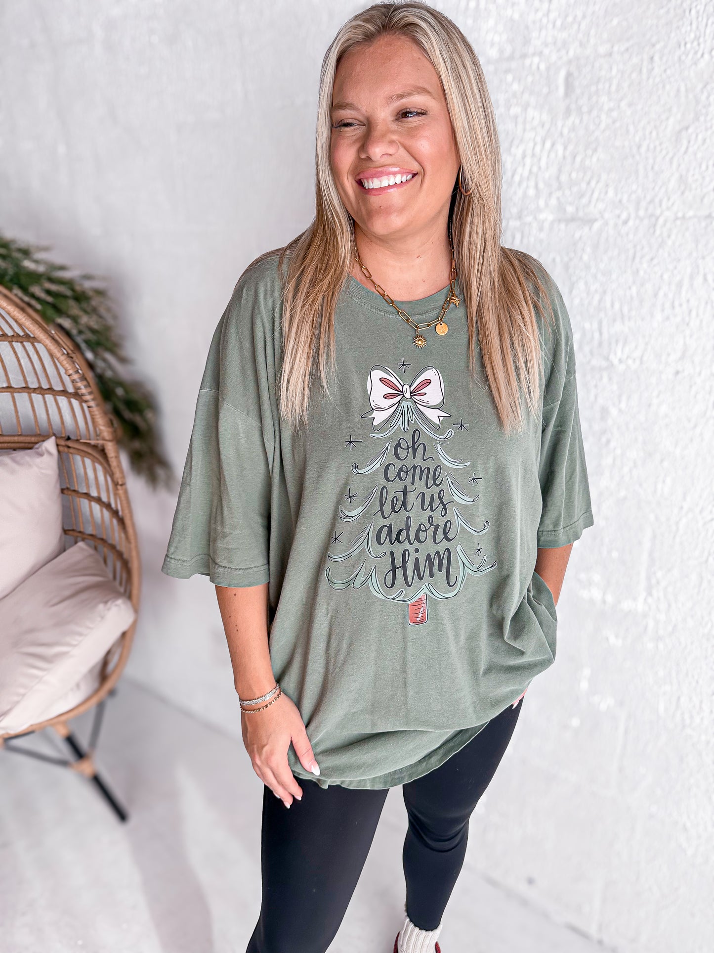 WHOLESALE Oh Come Let Us Adore Him Tee