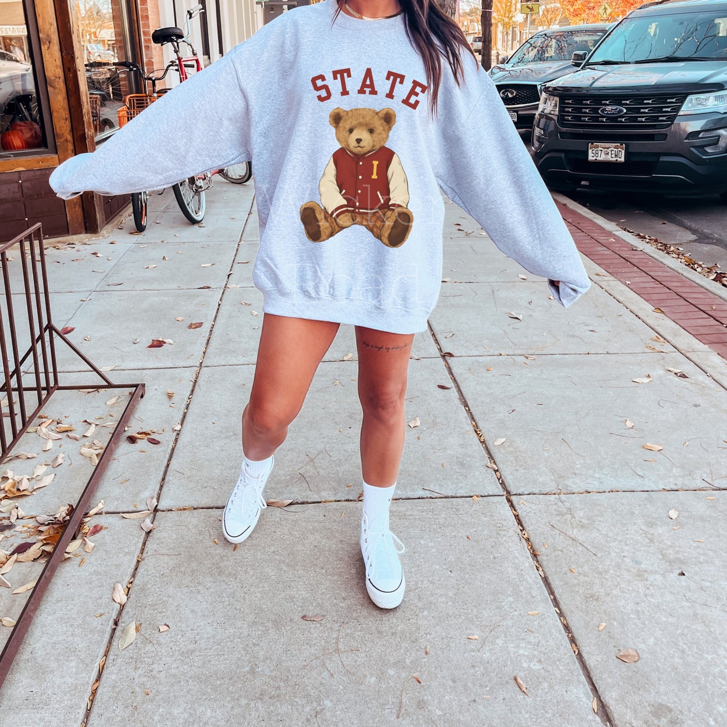 Vintage Iowa State Bear -Ash Sweatshirt