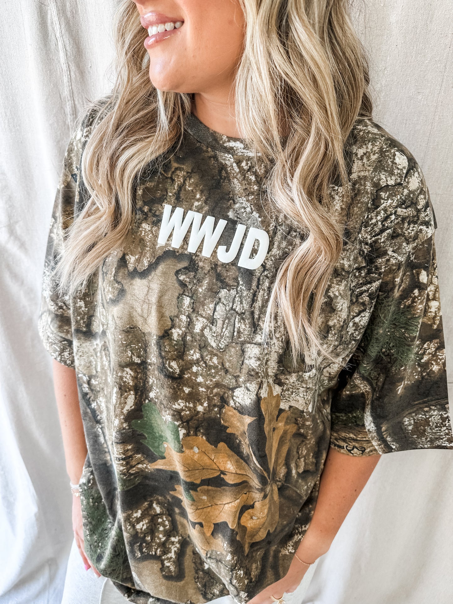 WWJD CAMO tee Puff print