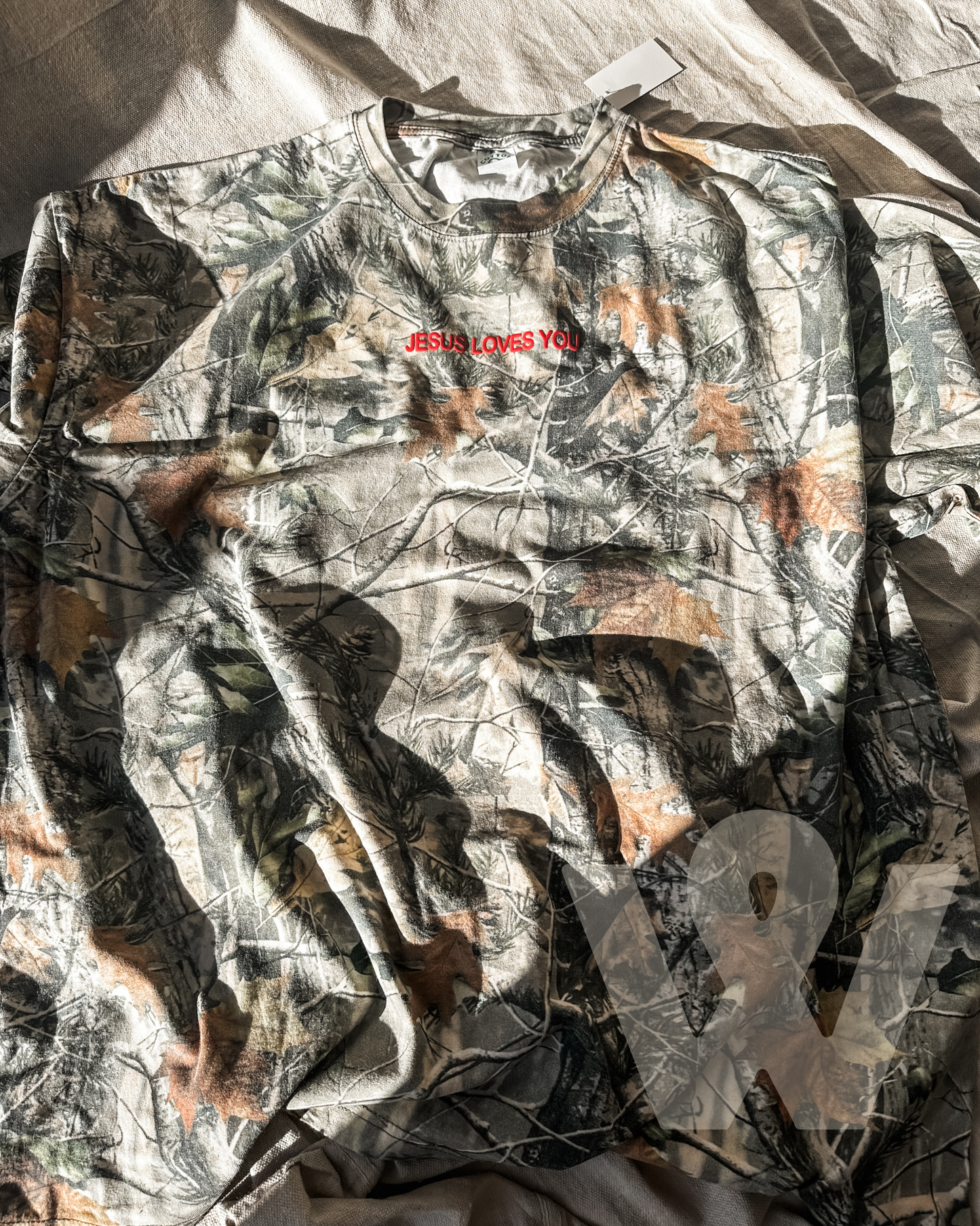 JESUS LOVES YOU-red puff- Camo Tee