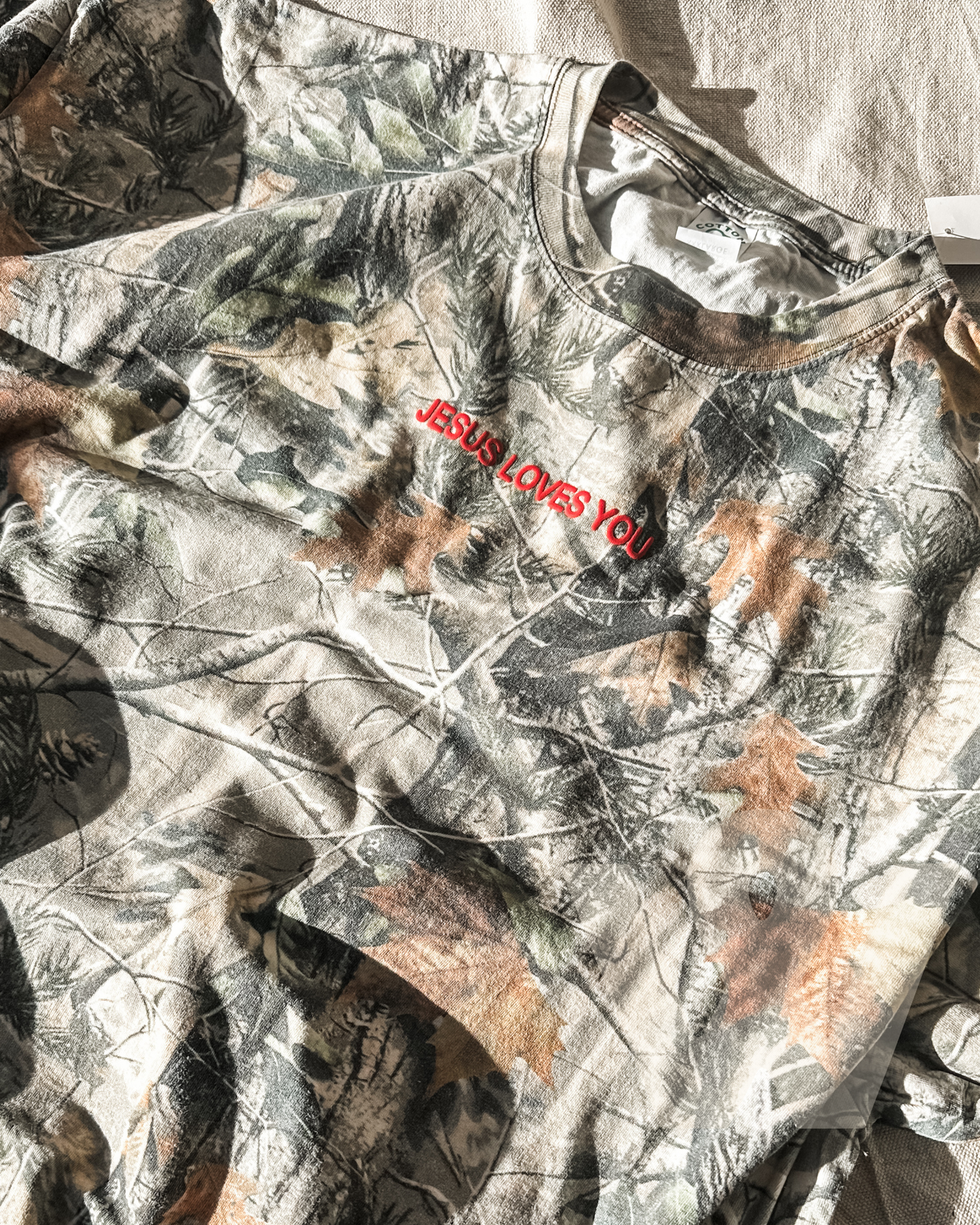 JESUS LOVES YOU-red puff- Camo Tee