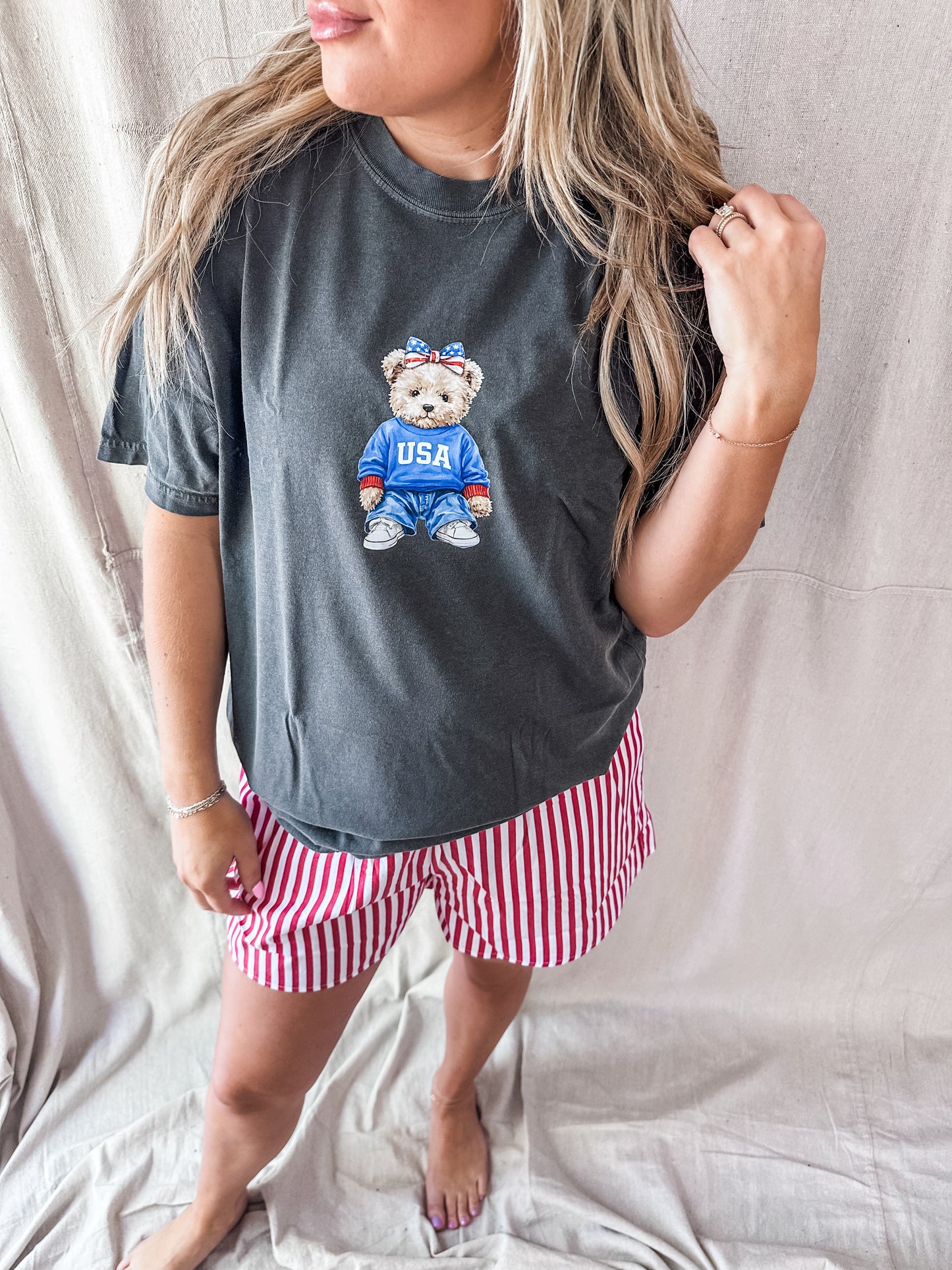 USA Teddy Bear Graphic Tee – pepper Comfort Colors