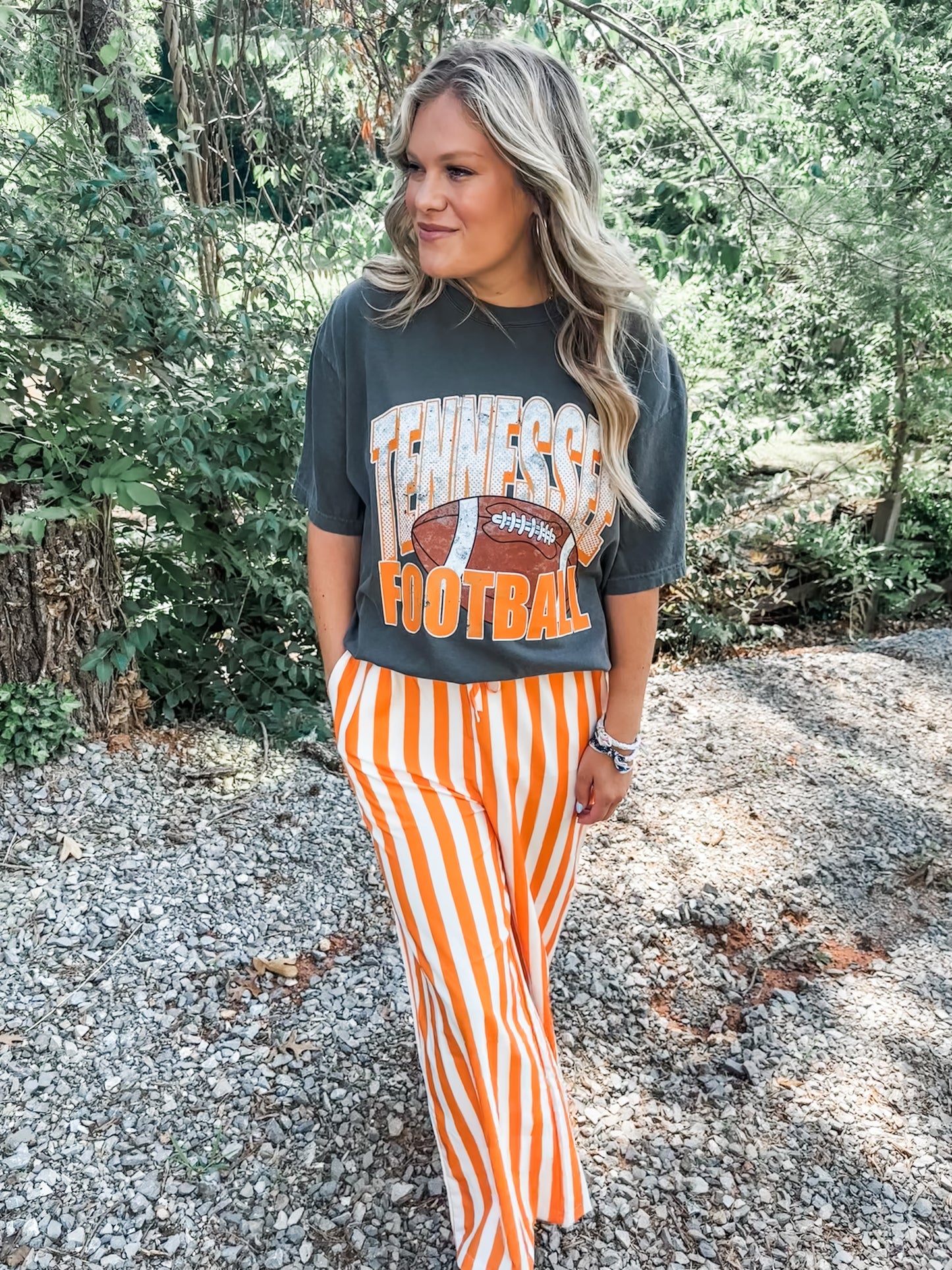Tennessee Football 🏈- pepper tee