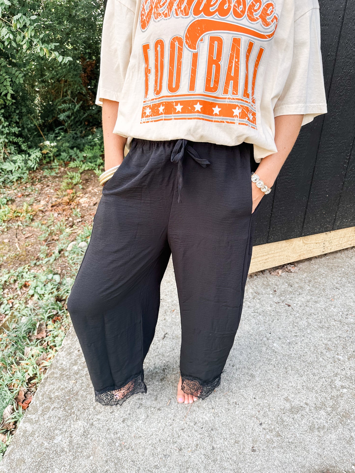 Comfy Chic Lace Balloon Pants- Black