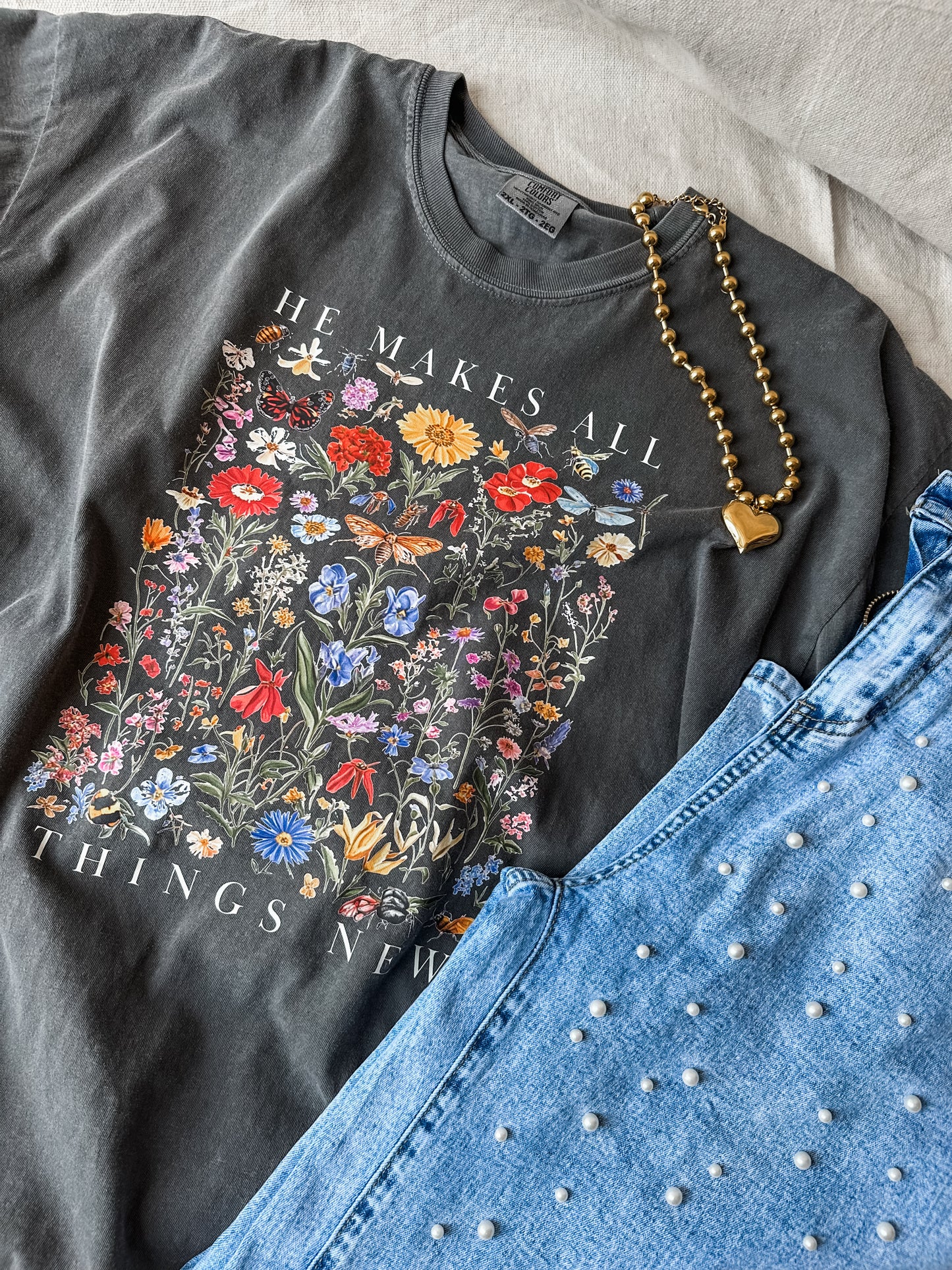 He Makes All Things New- Pepper Tee