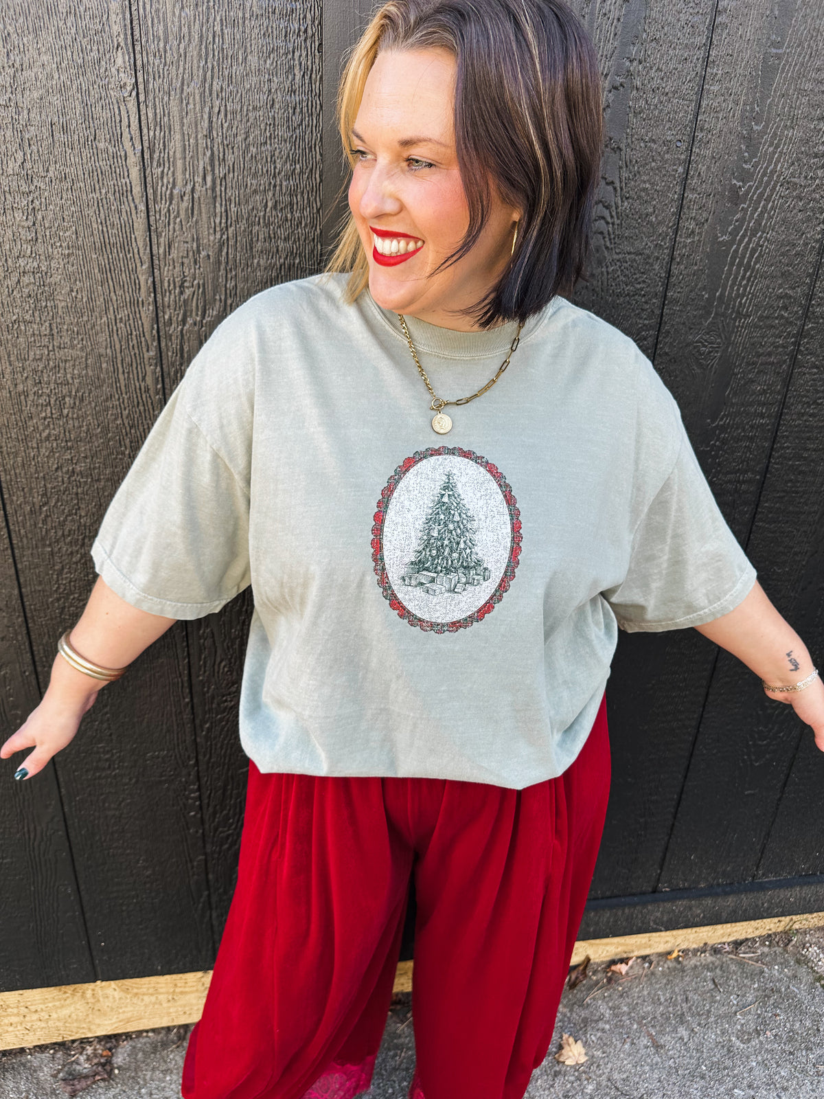 Velvet Chic Balloon Pants- red