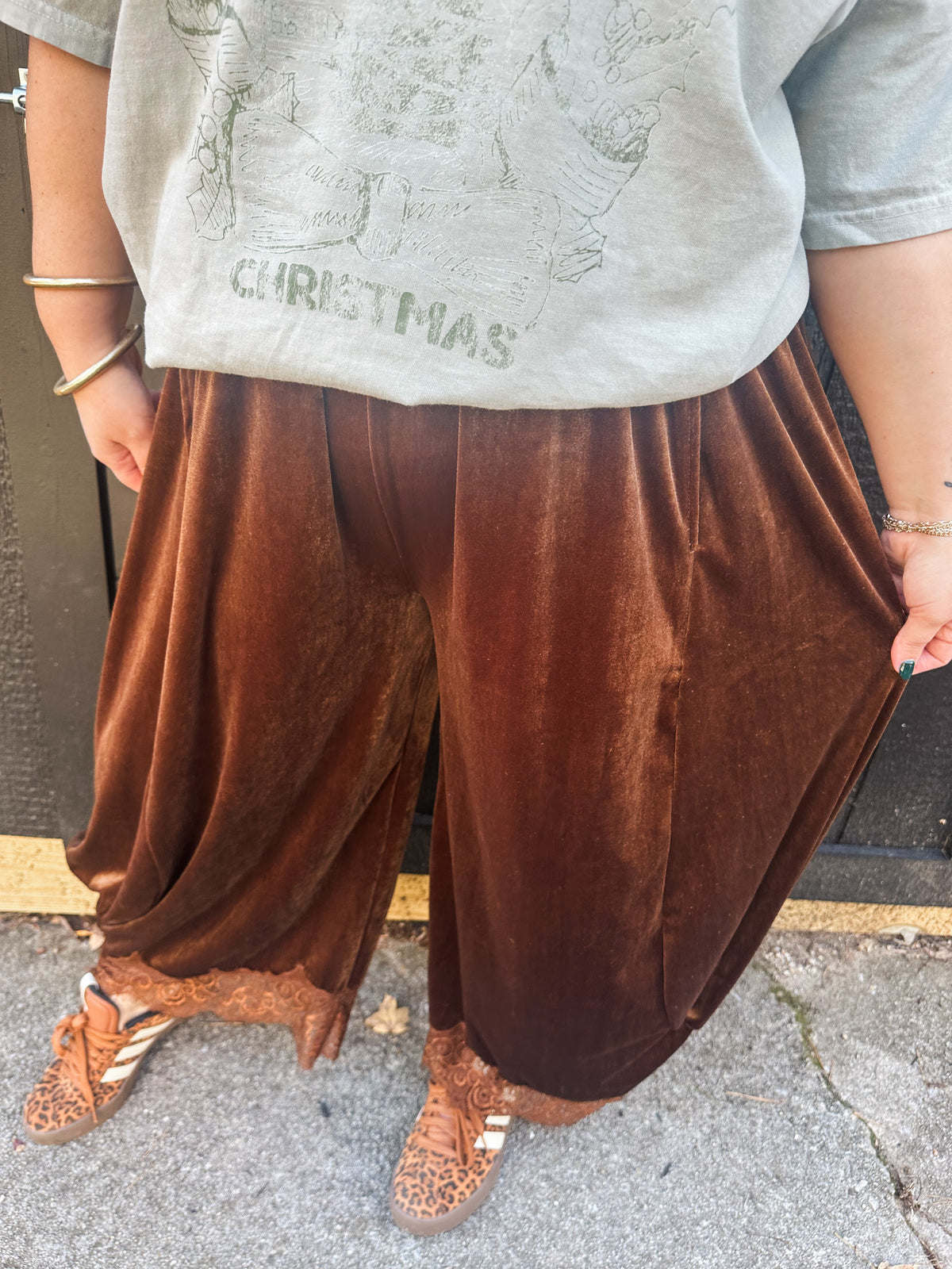 Velvet Chic Balloon Pants- Chocolate
