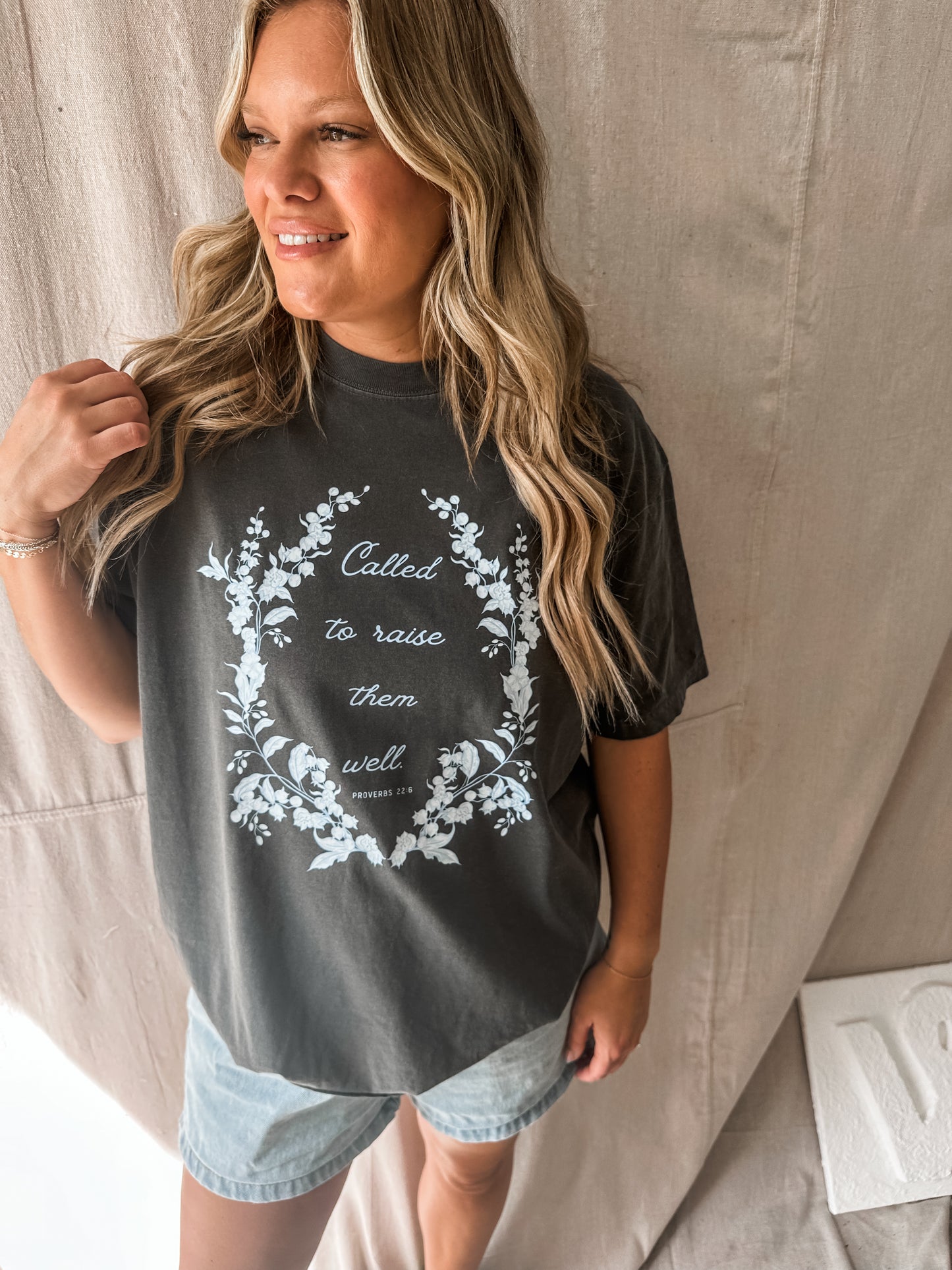 Called to Raise Them Well Tee – Pepper Comfort Colors Graphic Tee