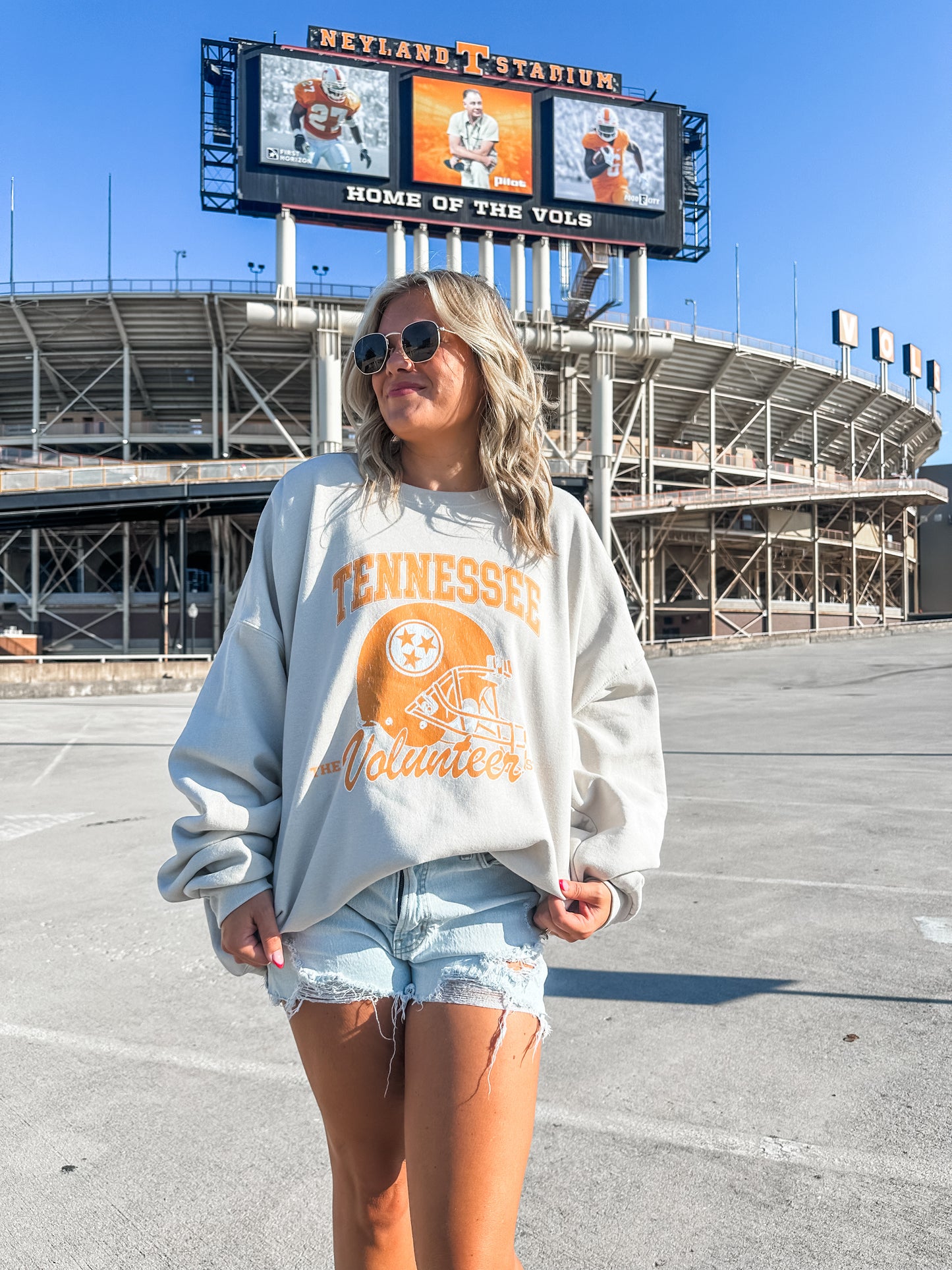 Vintage Tennessee Volunteer State - Sand Sweatshirt